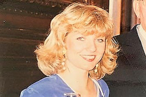 Profile photo for Karen Mount