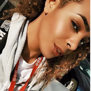 Profile photo for Mariah Miskelly
