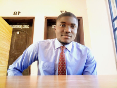 Profile photo for Simon Medumobi