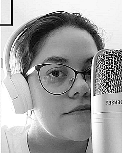 Profile photo for Luiza Iwanaga
