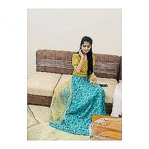 Profile photo for Umama rehman