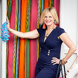 Profile photo for Faye Dicker