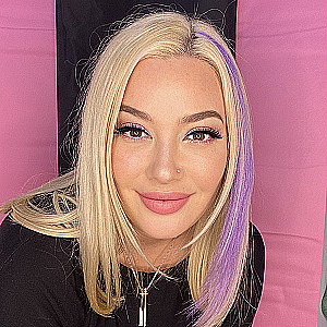 Profile photo for Paloma Ramos