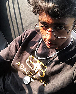 Profile photo for Omer refeek