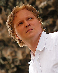 Profile photo for Ilja Rosendahl
