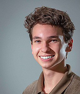 Profile photo for Zachariah Chasen