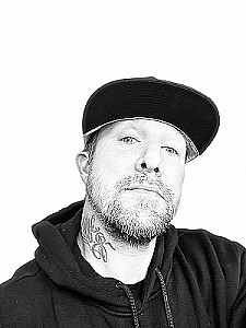 Profile photo for Travis Smith