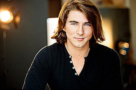 Profile photo for Andrew Manzani
