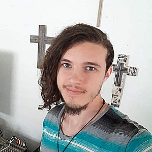 Profile photo for Andrew Filer