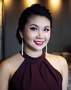 Profile photo for Denise Wong