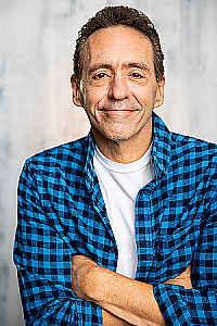 Profile photo for Robert Naturman
