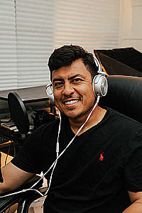 Profile photo for Julio Garza