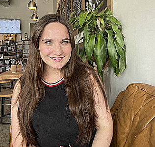 Profile photo for Callie D'Etcheverry