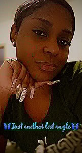 Profile photo for Sky Lynn