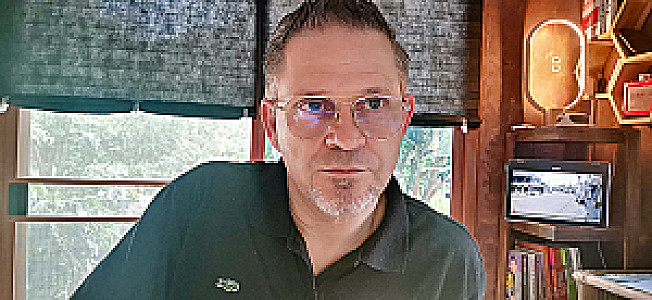 Profile photo for Dan Keeling