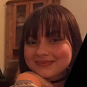 Profile photo for Naomh Lombard