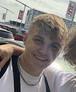 Profile photo for Bartek Lewandowski