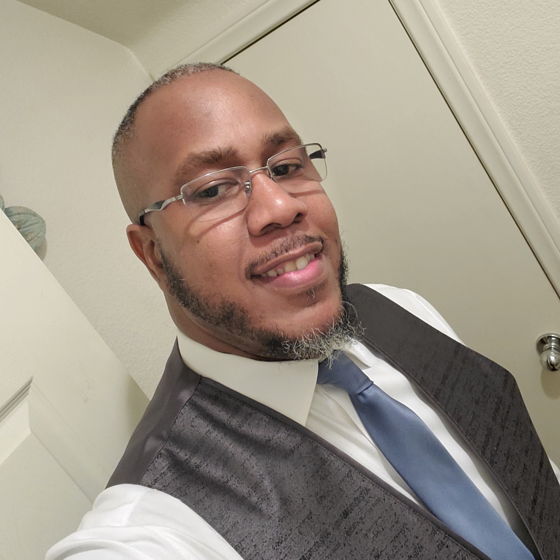 Profile photo for Philip Mayes