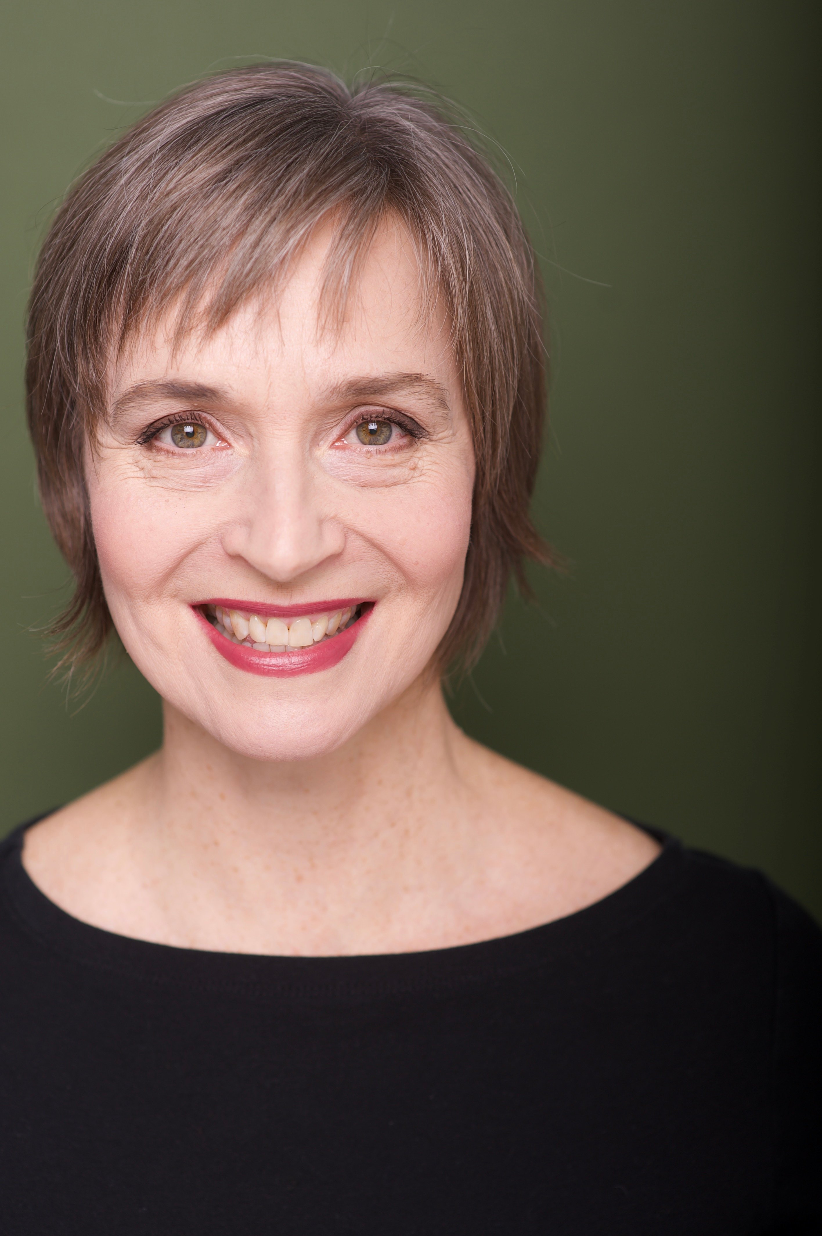 Profile photo for Mary Illes