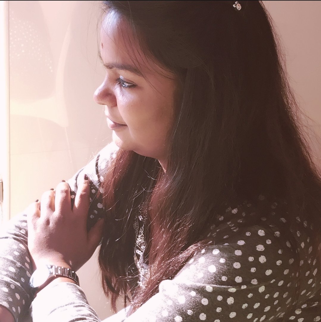 Profile photo for Pooja Dhanush