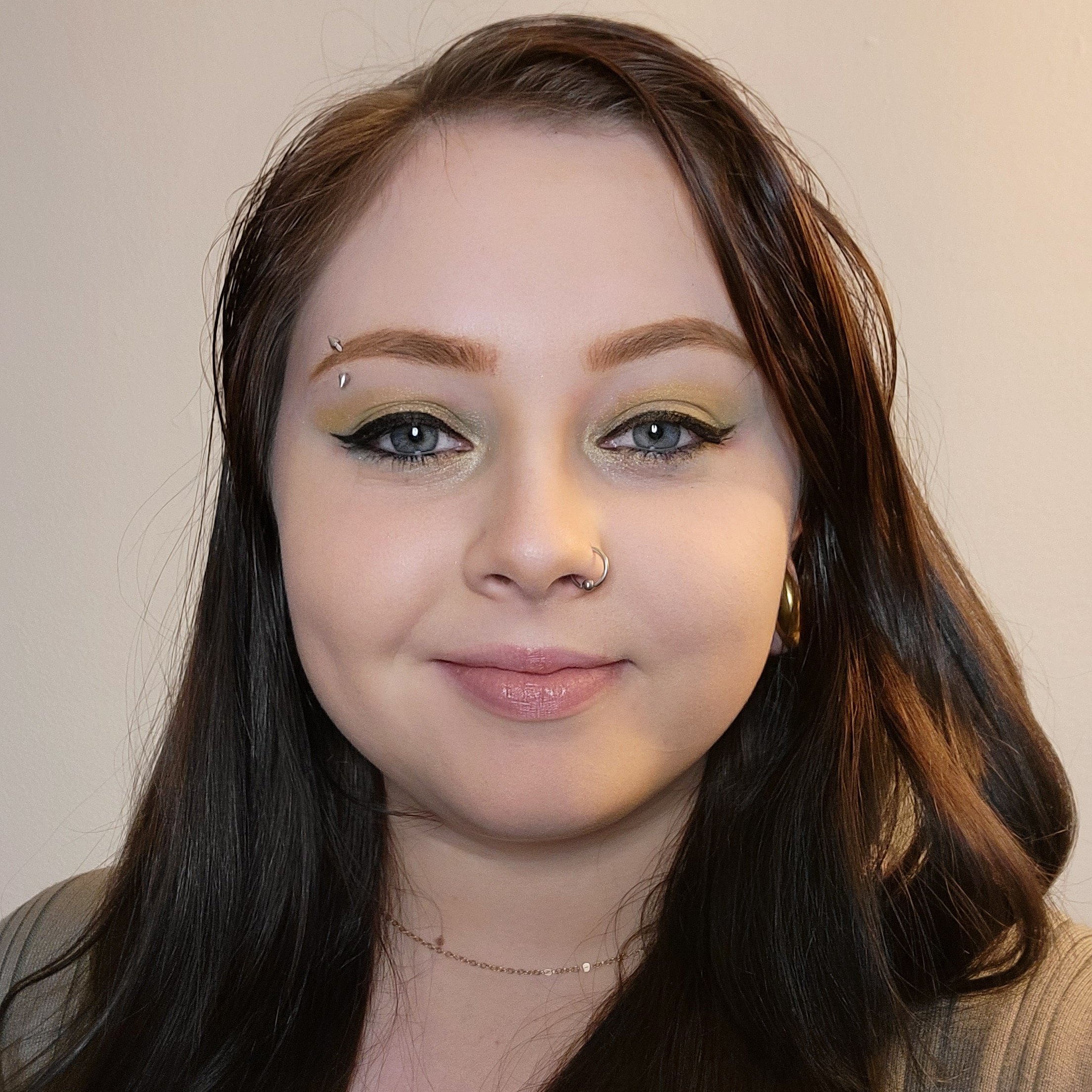 Profile photo for MaryRose Montalvo