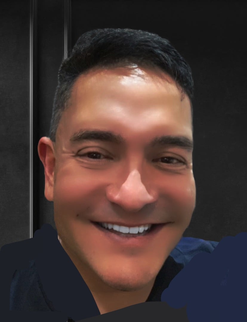 Profile photo for ALEX MONCAYO