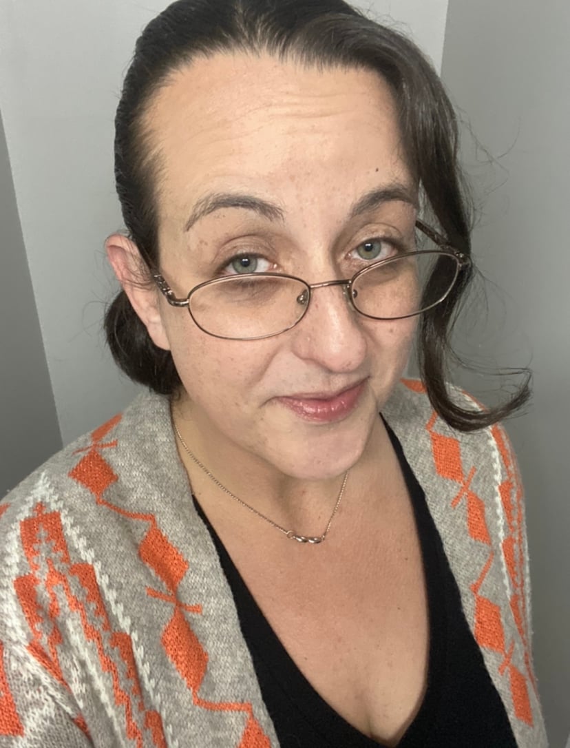 Profile photo for Stephanie Caldas