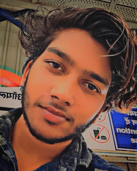 Profile photo for Praveen Chaudhary