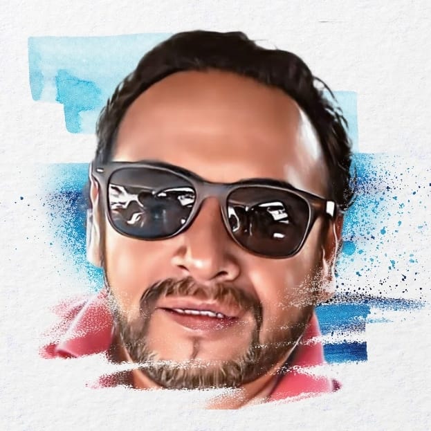 Profile photo for Vic Espinoza