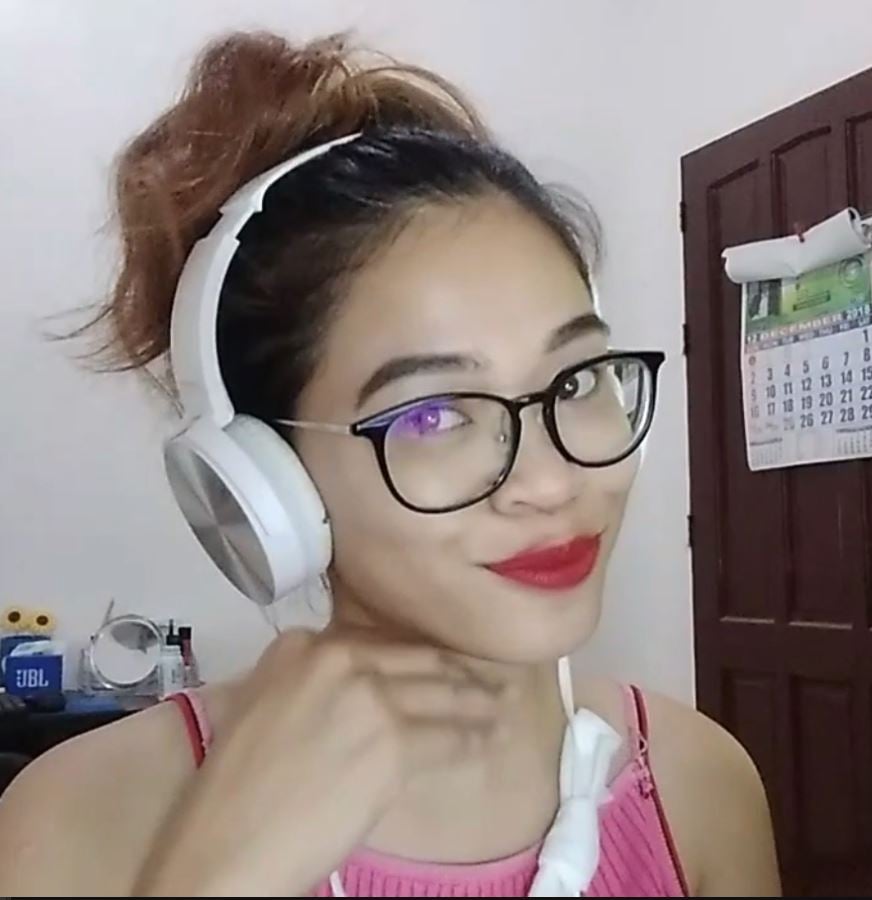 Profile photo for Charmaine Tolentino