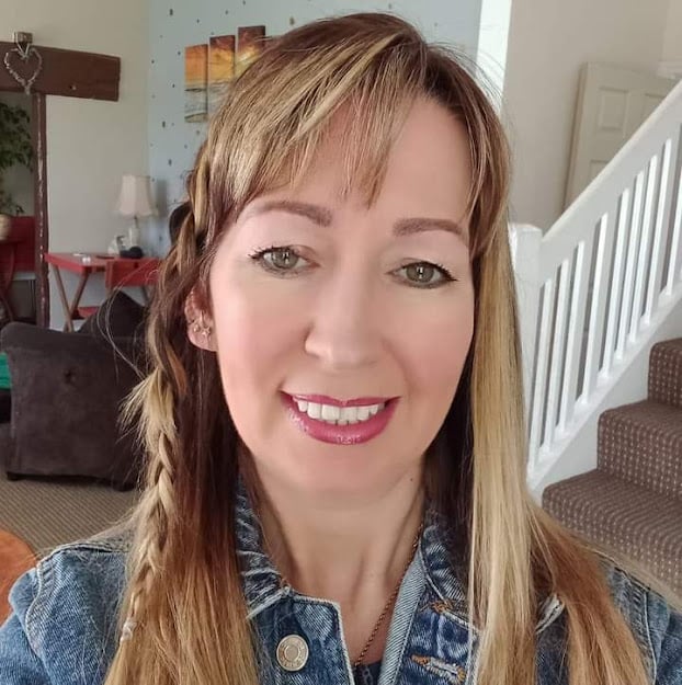 Profile photo for Melanie Sharpe