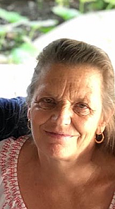 Profile photo for Carla Bluntschli