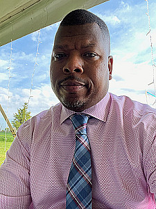 Profile photo for Randal Riley