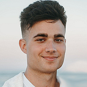 Profile photo for Christopher Cosacchi