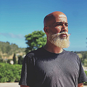 Profile photo for Mel Awasi