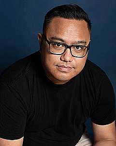 Profile photo for Roy Urbanozo