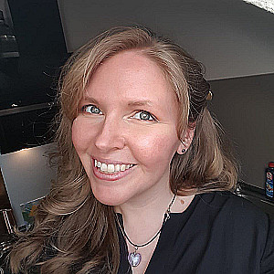 Profile photo for Monica Buch