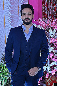 Profile photo for Dr. Sohail Khan