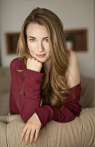 Profile photo for Jules Hogan