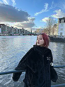 Profile photo for Nhi Phuong Nguyen