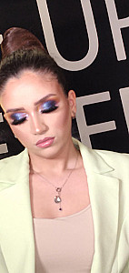 Profile photo for Lily Bl
