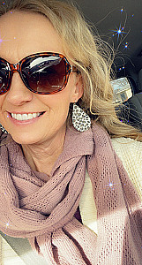 Profile photo for Stephanie Cunningham