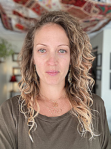 Profile photo for Liz Card