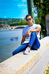 Profile photo for Rey Villegas
