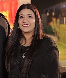 Profile photo for Amna ijaz