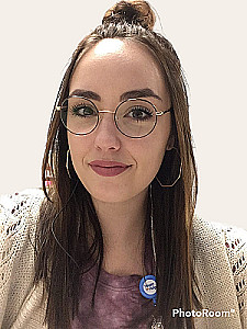 Profile photo for Lauren Rhoades