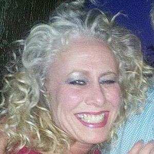 Profile photo for Vaunda Warnasch