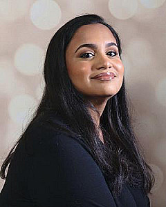 Profile photo for Alexandra Mari
