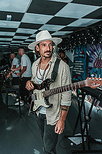 Profile photo for DIEGO ALONSO ZAPATA MUGA