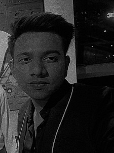 Profile photo for Yash Yogesh Naidu